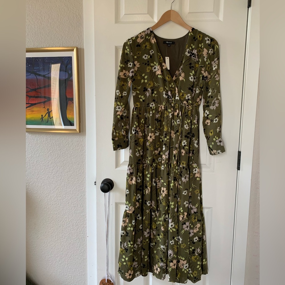 Madewell Cinch-Waist Tiered Midi Dress in Wildblooms